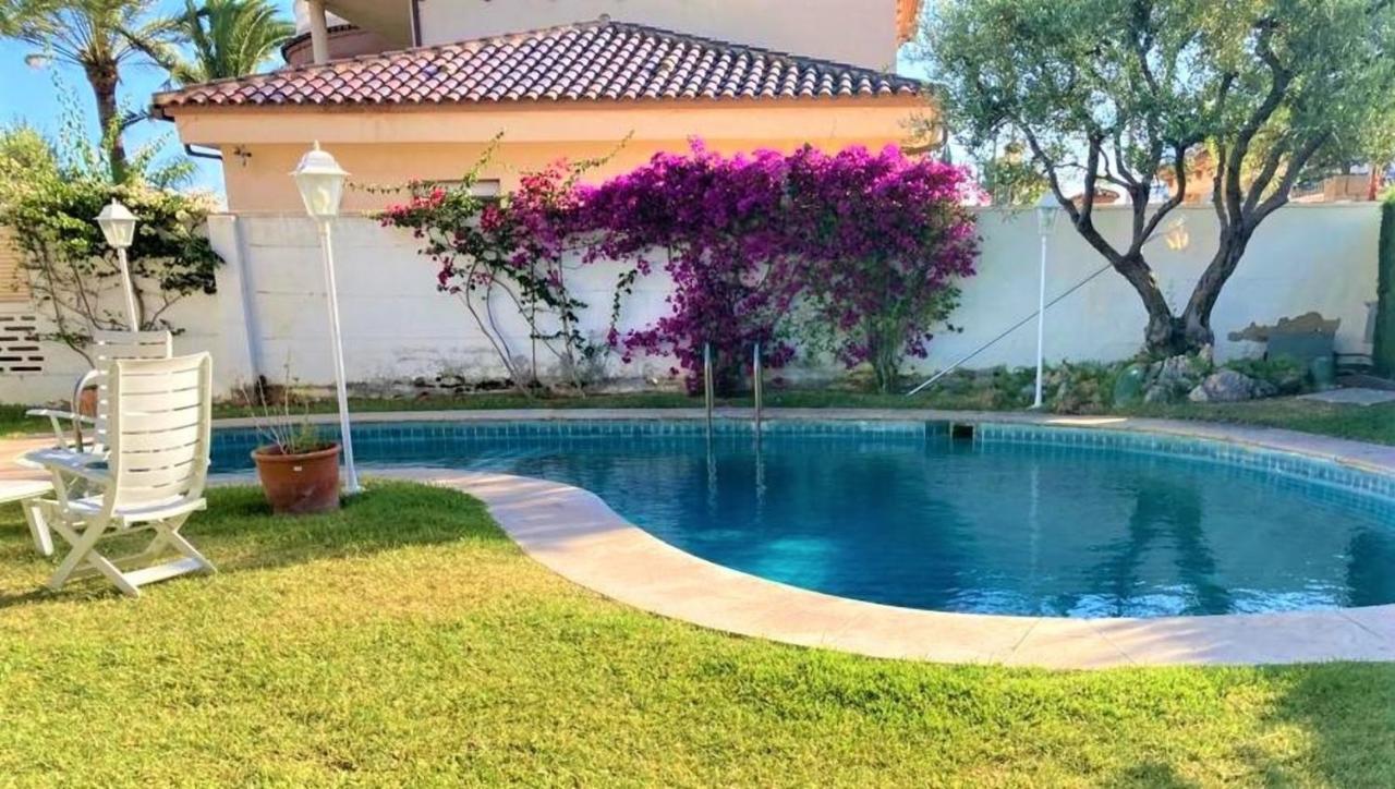 Magnifica Villa Aireola Frente Al Mar เบนิสกัสซิม ภายนอก รูปภาพ