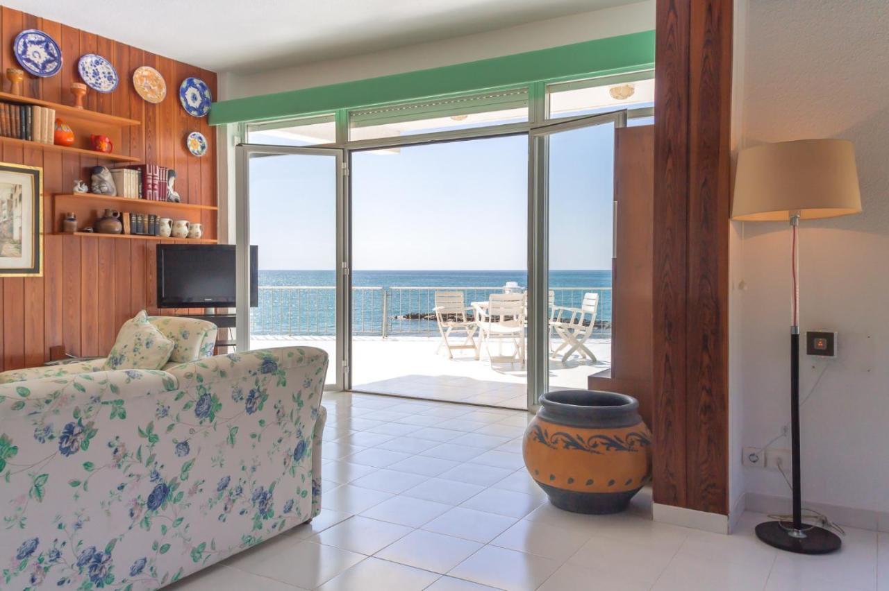 Magnifica Villa Aireola Frente Al Mar เบนิสกัสซิม ภายนอก รูปภาพ